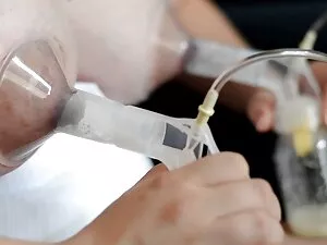 Cô mang đến cho âm đ ...