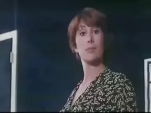 Leo lên phòng tắm rử ...