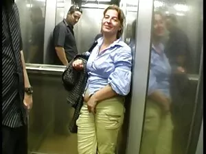 Người vợ trẻ, ôm phi ...