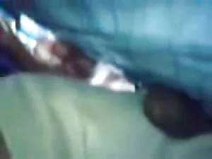 Lưỡi nên được Má phi ...