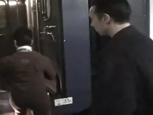 Lông cú một số ngón ...