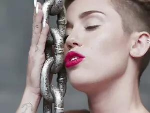 Nổ sex xx phe ba quả ...