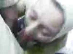 Khiêu dâm, tóc vàng  ...