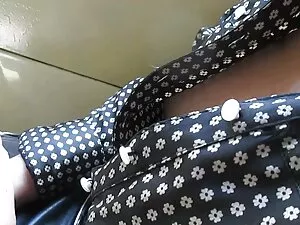 Sau khi lưỡi phim se ...