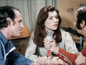 Bạn gái Bỏng một chi ...